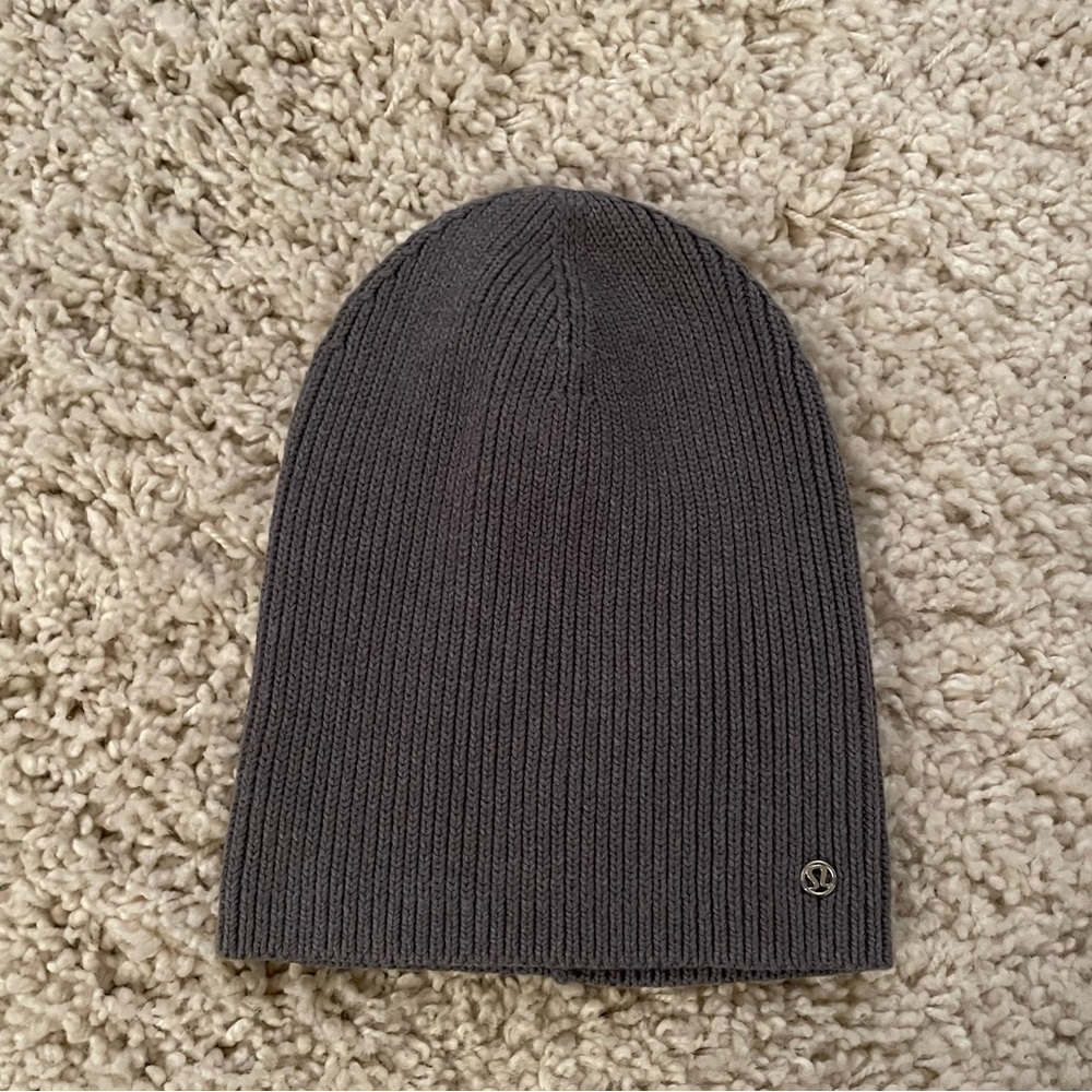 Lululemon knit beanie